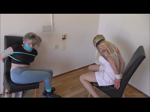❤️ Avhengig / bundet opp og kneblet / jente i nød ☑ Russisk porno hos oss ️❤